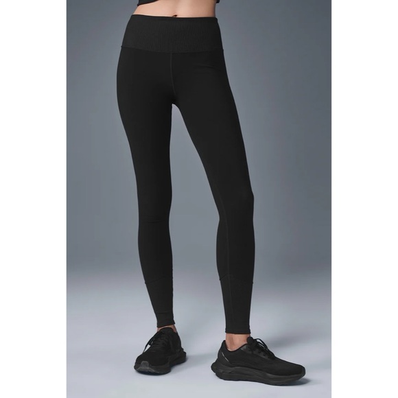 ALO Yoga Pants - Alo Yoga High-Waist Alosoft Lounge Legging Small Black